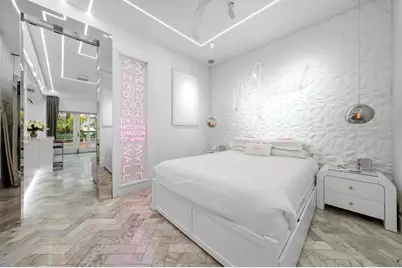 124  11th St, Miami Beach, FL 33139 - Photo 19