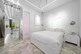 124 11th St, Miami Beach, FL 33139 - Photo 19