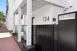 124 11th St, Miami Beach, FL 33139 - Photo 5