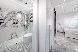 124 11th St, Miami Beach, FL 33139 - Photo 21