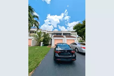 6594  Racquet Club Dr, Unit #98, Fort Lauderdale, FL 33319 - Photo 3