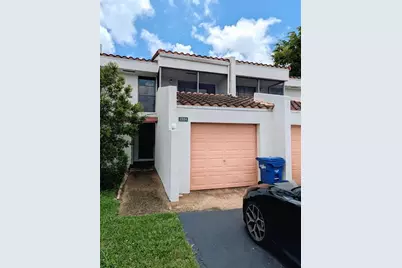 6594  Racquet Club Dr, Unit #98, Fort Lauderdale, FL 33319 - Photo 1