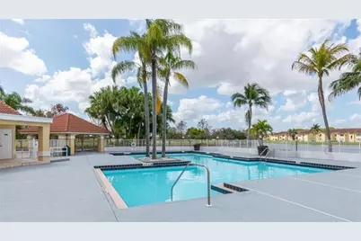 12540  Vista Isles Dr, Unit #1127, Plantation, FL 33325 - Photo 11