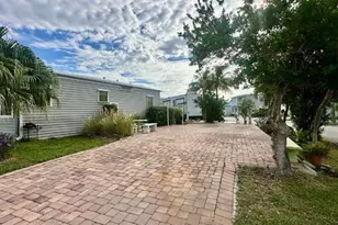 305 Nettles Blvd, Jensen Beach, FL 34957 - Photo 1