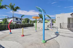 8001 NW 41st St, Doral, FL 33166 - Photo 61