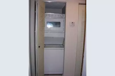 2205 S Cypress Bend Dr, Unit #307, Pompano Beach, FL 33069 - Photo 7