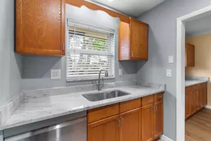 2015 NE 32nd Ct, Pompano Beach, FL 33064 - Photo 21