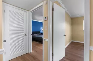 2015 NE 32nd Ct, Pompano Beach, FL 33064 - Photo 41