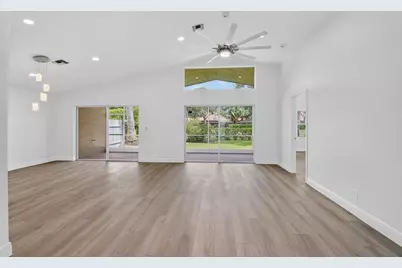 5891  Royal Isles Blvd, Boynton Beach, FL 33437 - Photo 5