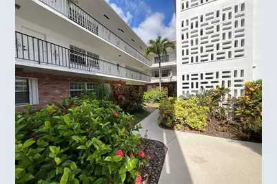 2424 NE 9th St, Unit #208, Fort Lauderdale, FL 33304 - Photo 15