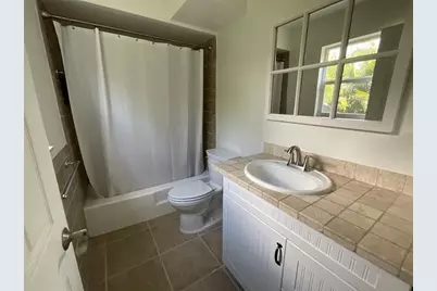 2424 NE 9th St, Unit #208, Fort Lauderdale, FL 33304 - Photo 9