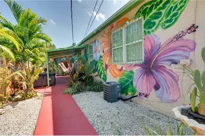 1870 NW 19th St #Front, Miami, FL 33125 - Photo 3