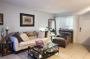 804 SE 7th St, Deerfield Beach, FL 33441 - Photo 3