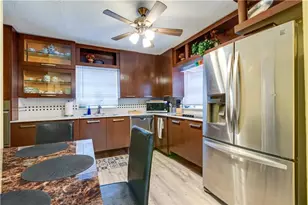 1870 NW 19th St, Miami, FL 33125 - Photo 5