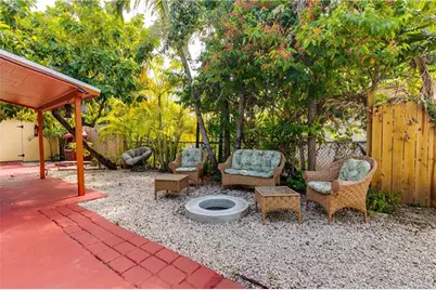 1870 NW 19th St #Back, Miami, FL 33125 - Photo 17