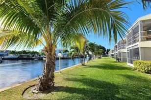 1100 Pine Dr, Pompano Beach, FL 33060 - Photo 19