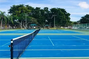 2112 S Cypress Bend Dr, Pompano Beach, FL 33069 - Photo 37