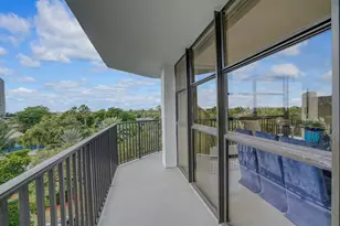 600 Parkview Dr, Hallandale Beach, FL 33009 - Photo 31