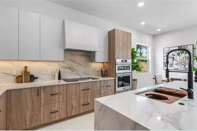 171 SE 4th Ct, Pompano Beach, FL 33060 - Photo 13