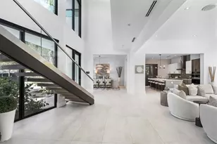 2500 Middle River Dr, Fort Lauderdale, FL 33305 - Photo 13