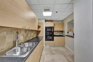 3530 Mystic Pointe Dr, Aventura, FL 33180 - Photo 27