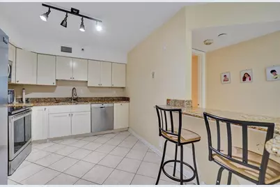 3530  Mystic Pointe Dr, Unit #2308, Aventura, FL 33180 - Photo 63