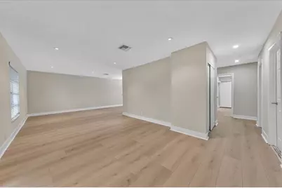 8695 NW 28th Dr, Coral Springs, FL 33065 - Photo 11