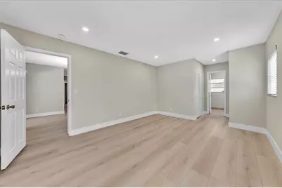 8695 NW 28th Dr, Coral Springs, FL 33065 - Photo 23