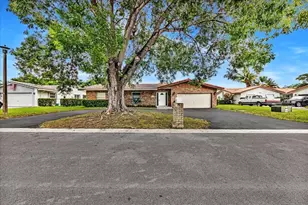 8695 NW 28th Dr, Coral Springs, FL 33065 - Photo 5