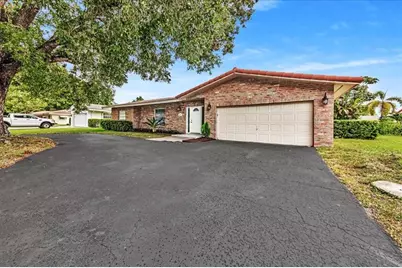 8695 NW 28th Dr, Coral Springs, FL 33065 - Photo 9