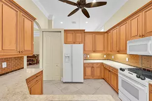 7200 Veneto Dr, Boynton Beach, FL 33437 - Photo 11