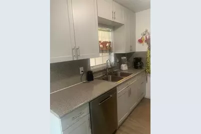 7450  Freedom St, Hollywood, FL 33024 - Photo 3