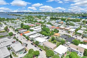 725 81st St, Miami Beach, FL 33141 - Photo 59