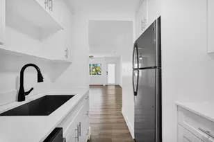 725 81st St, Miami Beach, FL 33141 - Photo 31