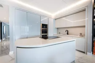 18975 Collins Ave, Sunny Isles Beach, FL 33160 - Photo 7