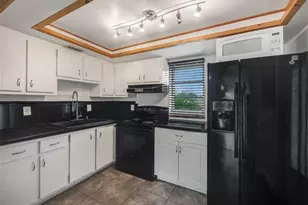 315 Circle Dr Unit, Boynton Beach, FL 33435 - Photo 7