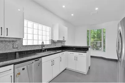 1251  Hayes, Hollywood, FL 33019 - Photo 27