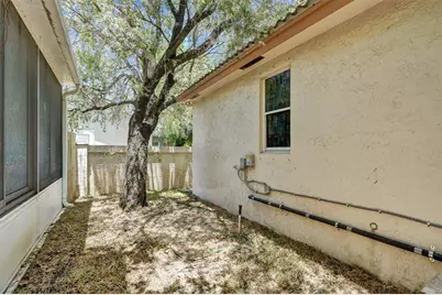 1251  Hayes, Hollywood, FL 33019 - Photo 55