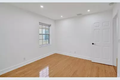 1251  Hayes, Hollywood, FL 33019 - Photo 47