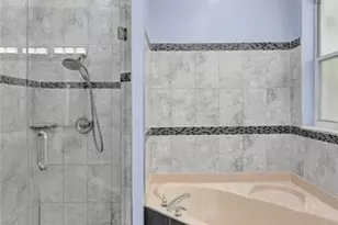 1251 Hayes, Hollywood, FL 33019 - Photo 23