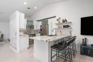 1525 Salerno Cir, Weston, FL 33327 - Photo 25