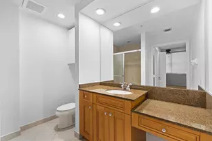 347 N New River Dr Unit, Fort Lauderdale, FL 33301 - Photo 13