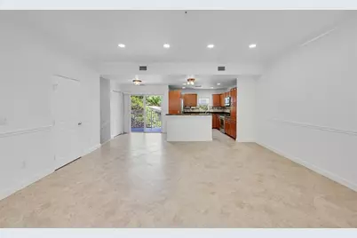 453 NE 1st St, Pompano Beach, FL 33060 - Photo 17