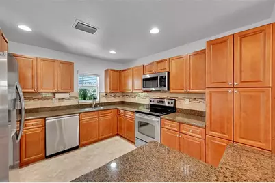 453 NE 1st St, Pompano Beach, FL 33060 - Photo 3