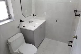 4000 NW Woodside Dr, Coral Springs, FL 33065 - Photo 9