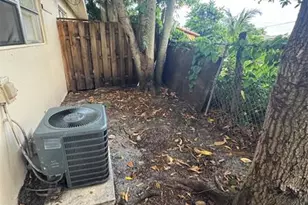 1870 NW 60th Ave, Sunrise, FL 33313 - Photo 15