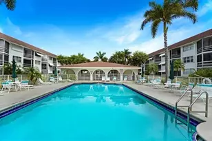 1040 SE 4th Ave, Deerfield Beach, FL 33441 - Photo 25