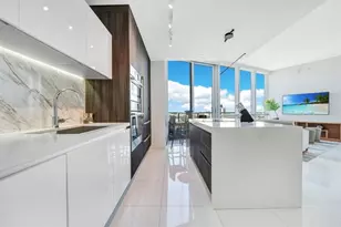 851 NE 1st Ave, Miami, FL 33132 - Photo 5