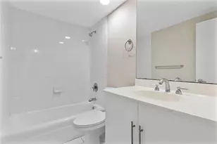 3001 S Ocean Dr, Hollywood, FL 33019 - Photo 17