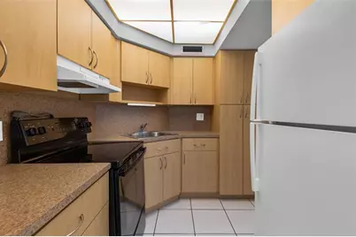 2151 NE 42nd Ct, Unit #230, Lighthouse Point, FL 33064 - Photo 25